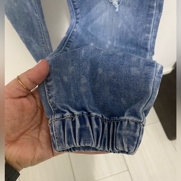 Jeans - Picture 4 of 6